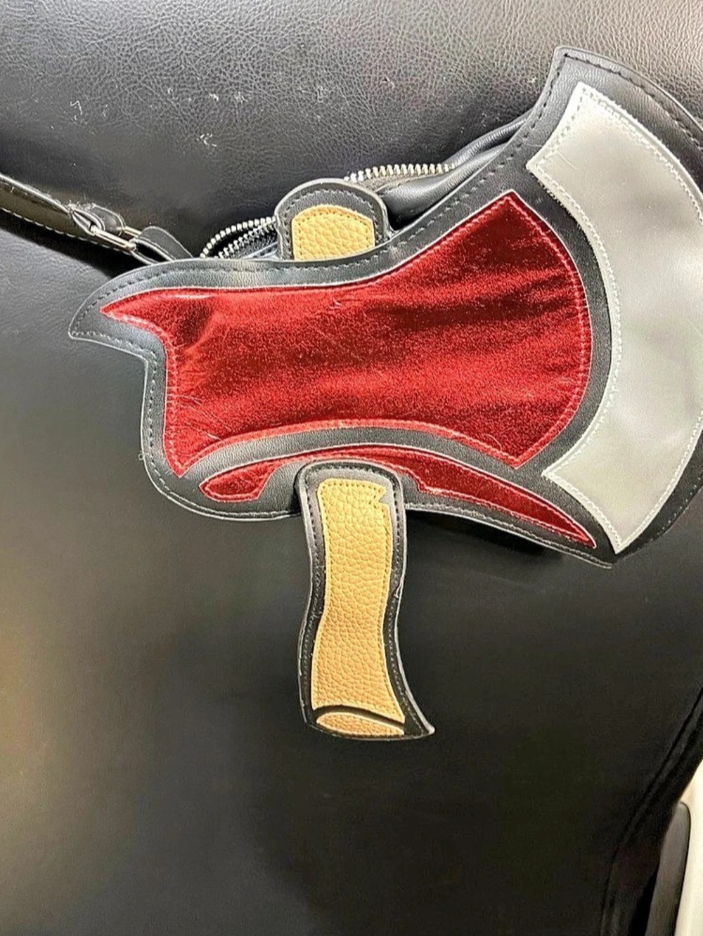 HalloweenCostumes.com Women's Firefighter Axe Purse Black & Red